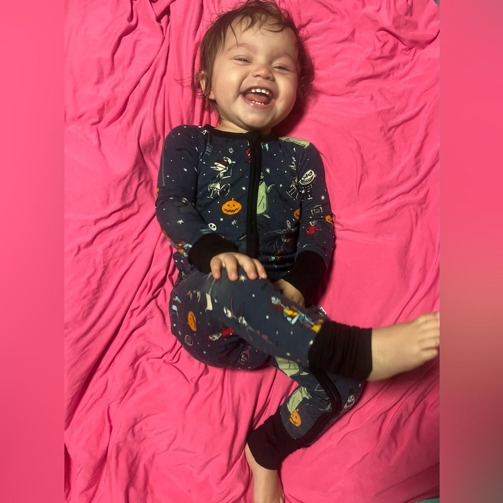 Little Sleepies Nightmare Before Christmas convertible footie 12-18 months